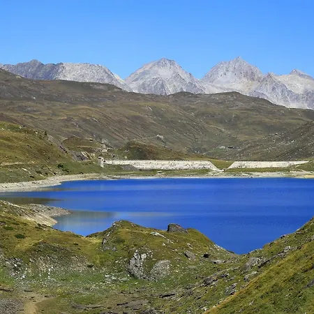 Lakes And Mountains Magic House オメーニャ