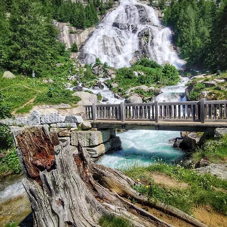 Lakes And Mountains Magic House オメーニャ