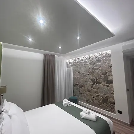 Lakes And Mountains Magic House *