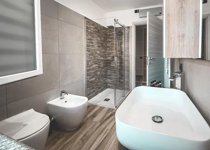 Lakes And Mountains Magic House *