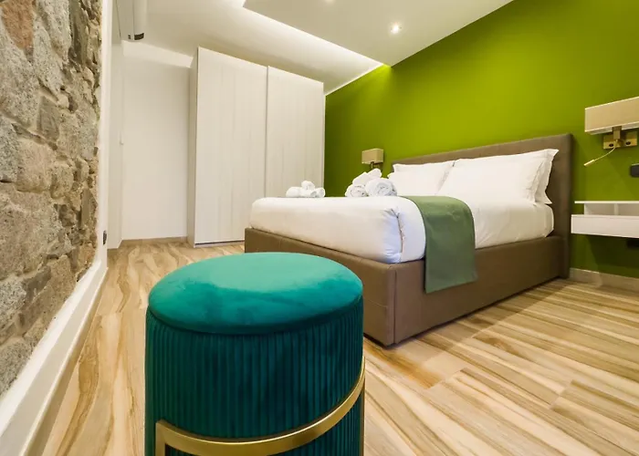 Lakes And Mountains Magic House *