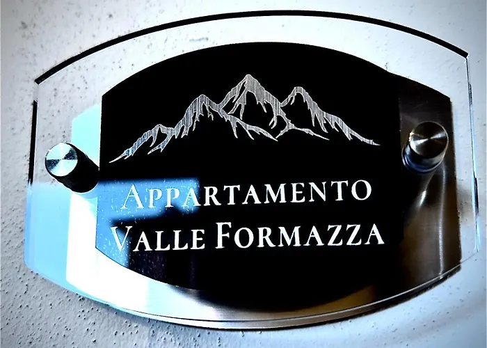 Lakes And Mountains Magic House *