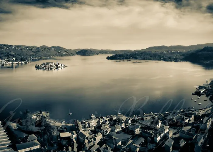 Lakes And Mountains Magic House * Omegna