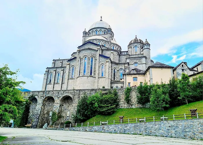 Lakes And Mountains Magic House Omegna