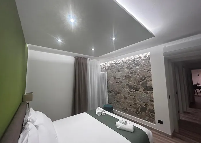 Lakes And Mountains Magic House *