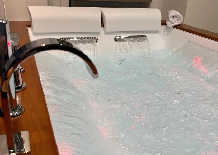 Lakes And Mountains Magic House *